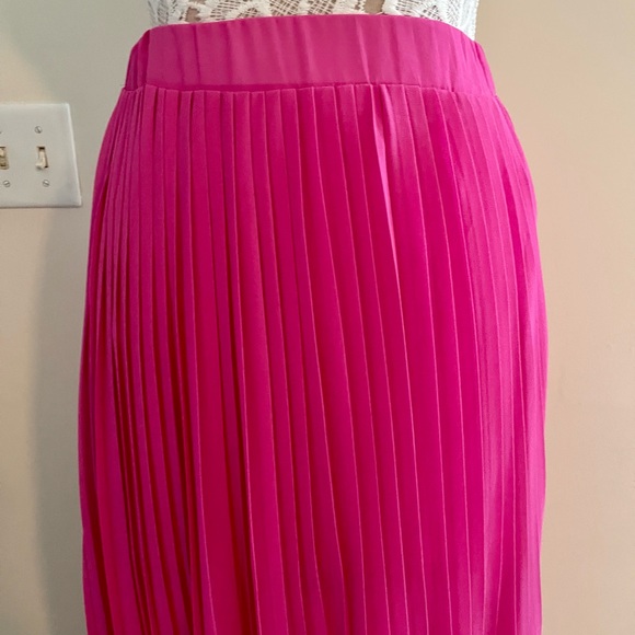 pleated maxi skirt fuchsia bright pink color Barbie style size S-M - Picture 2 of 10